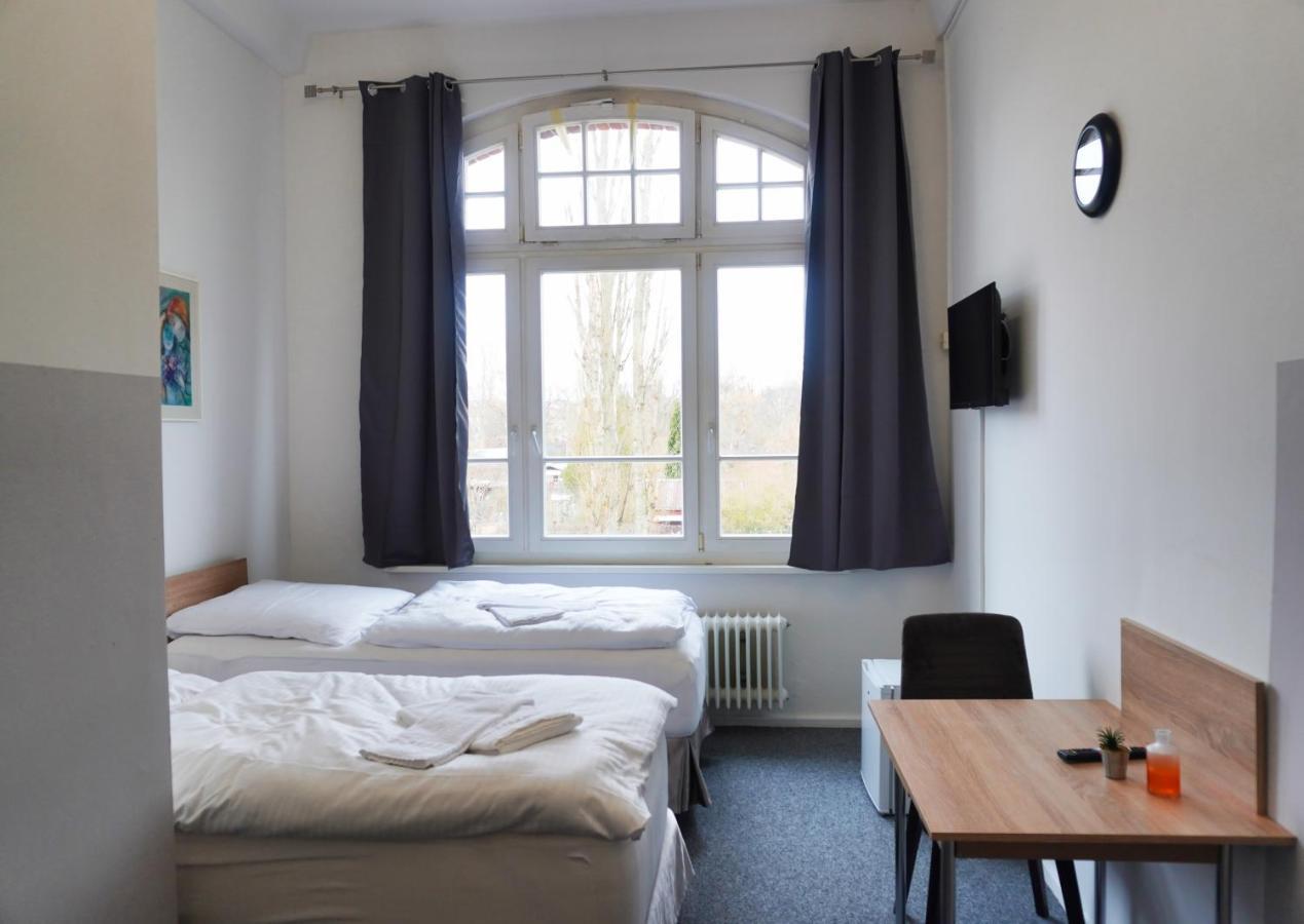 Motel Home Wittenau Берлин Экстерьер фото